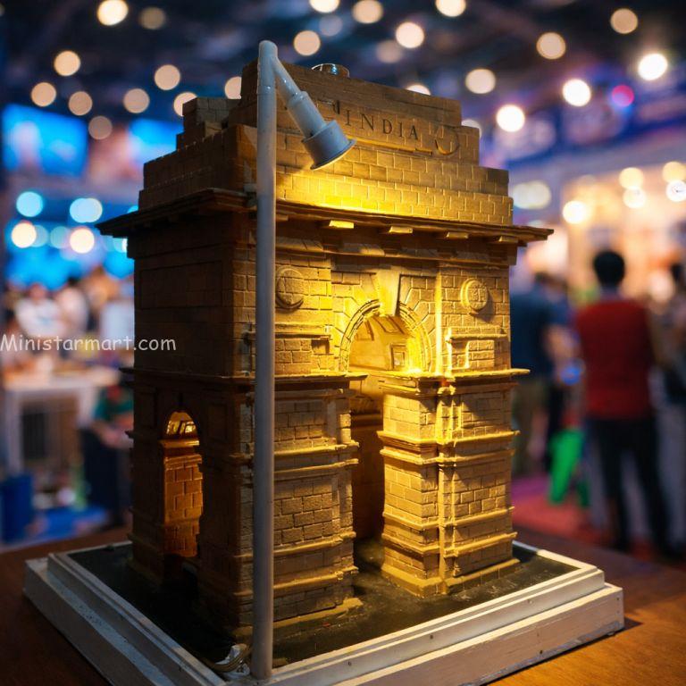 India Gate scale replica